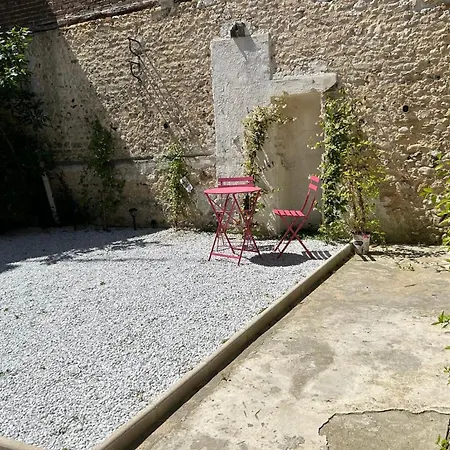 Insolite Escapade Avec Privatif Сasa de vacaciones *